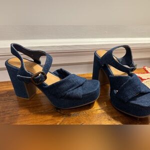 Seychelles Denim Platform Sandals chunky heels jeans material shoes size 6